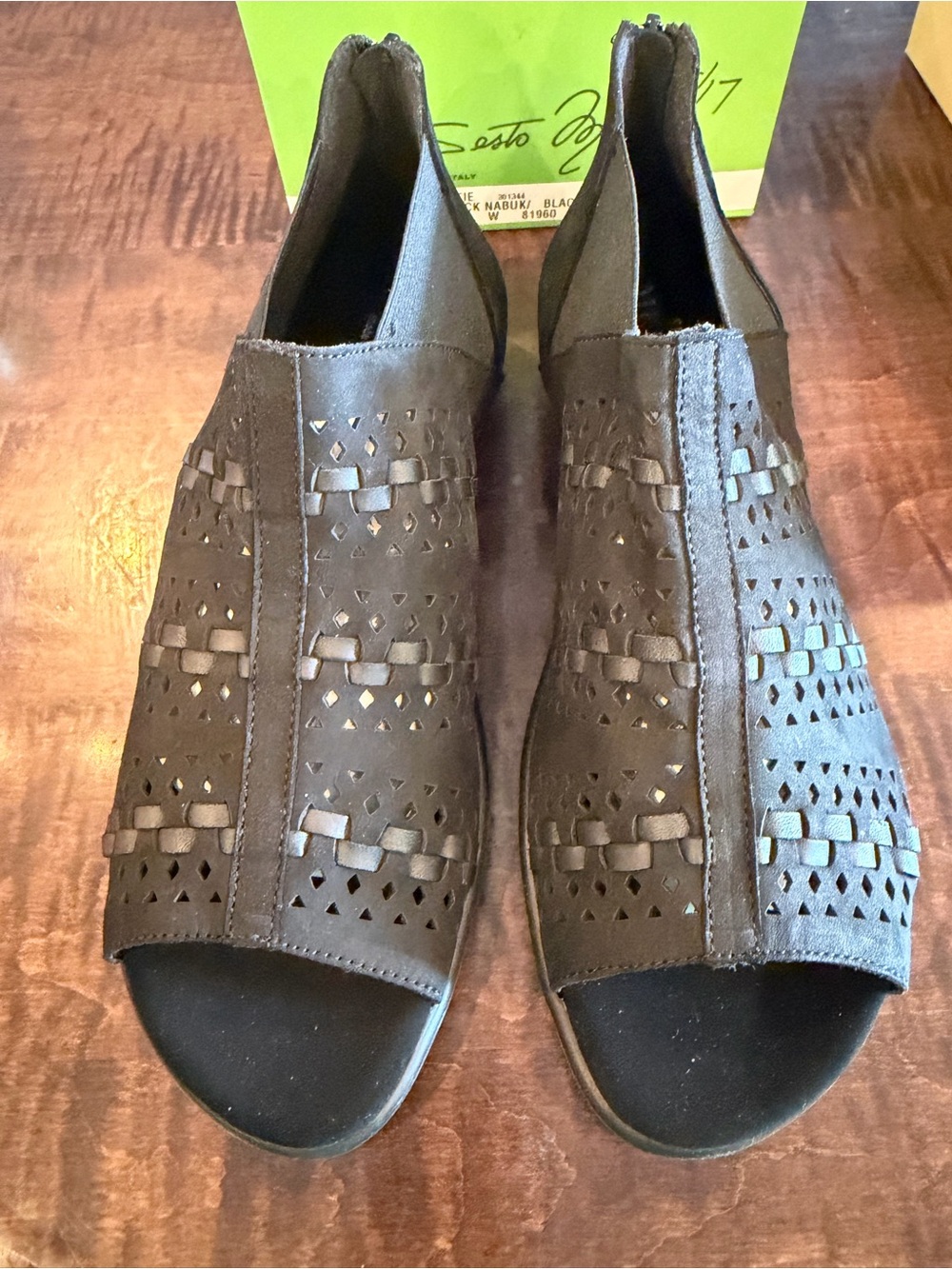 Sesto Meucci Ettie Black Leather Cutout Zip Sandals Women 9.5 W NIB Italy